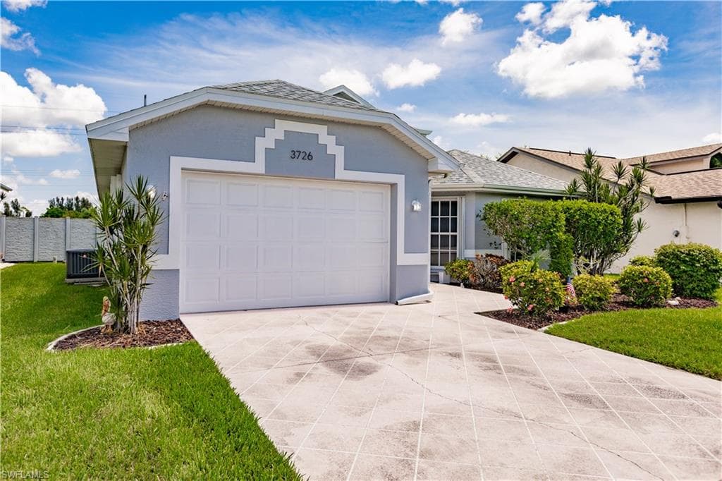 3726 Sabal Springs BLVD NORTH FORT MYERS, FL 33917