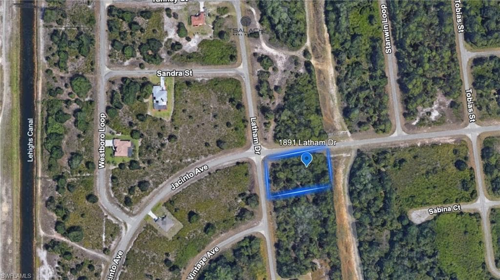 1891 Latham DR LEHIGH ACRES, FL 33972