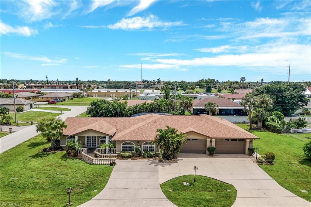 2923 15th AVE CAPE CORAL, FL 33904