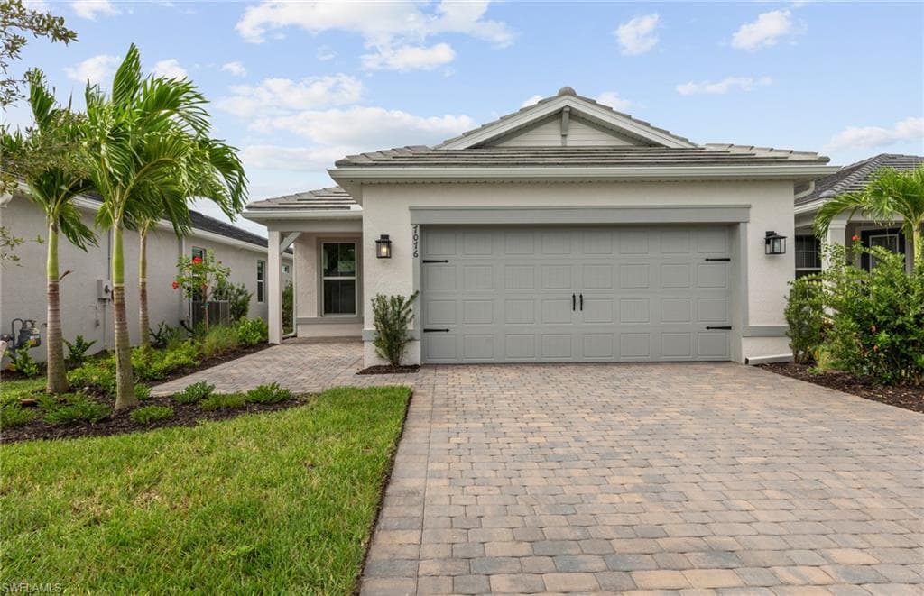 7076 Chapel Creek LN NORTH FORT MYERS, FL 33917