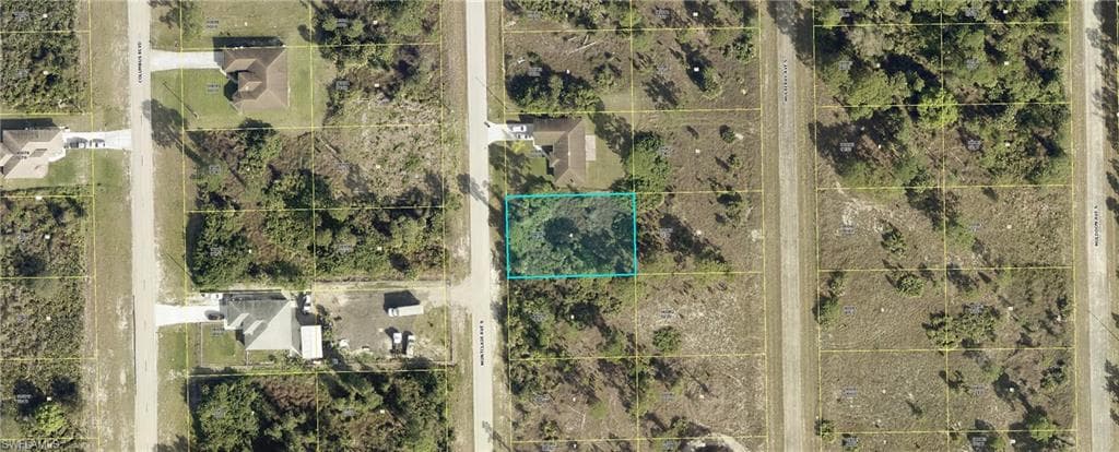 639 Montclair AVE S LEHIGH ACRES, FL 33974