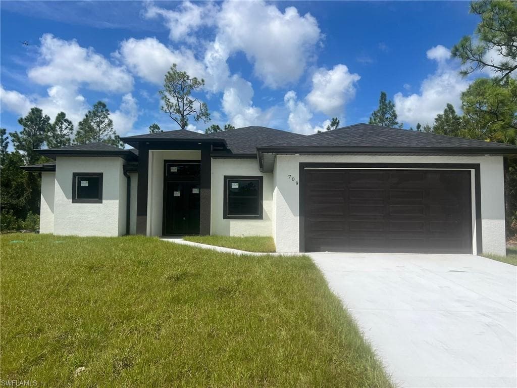 611 Lake AVE LEHIGH ACRES, FL 33972