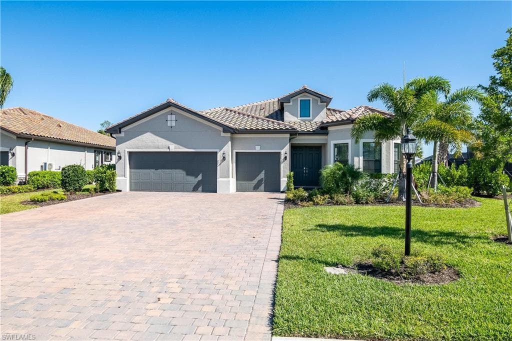 19720 Beechcrest PL ESTERO, FL 33928