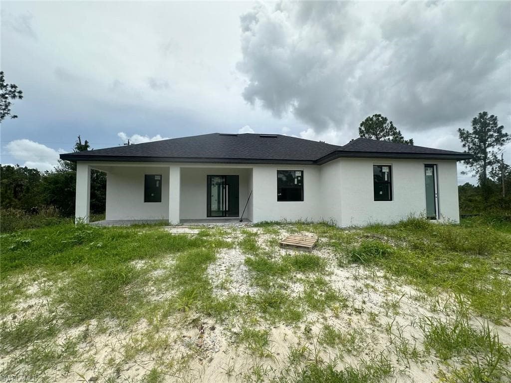 921 Cortez AVE LEHIGH ACRES, FL 33972