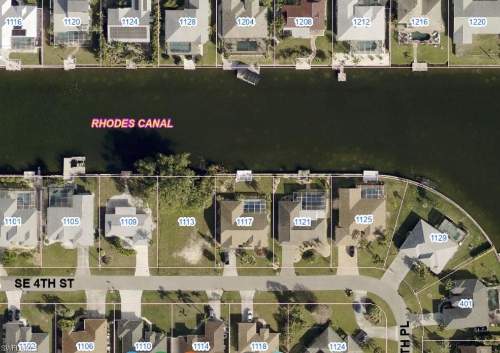 1113 SE 4th ST CAPE CORAL, FL 33990