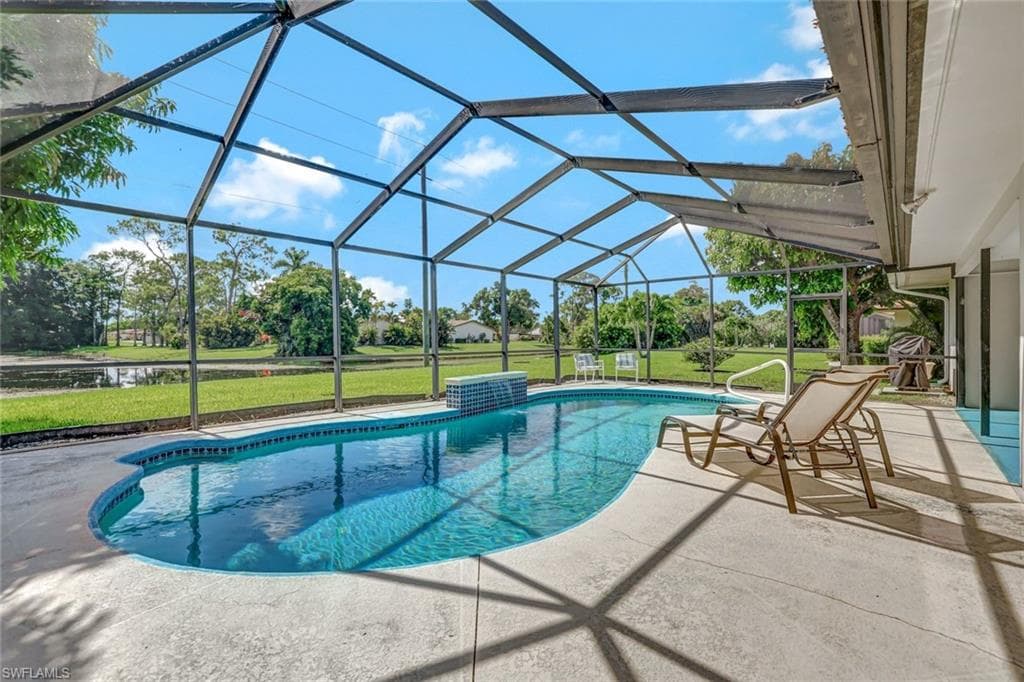 4429 Lakewood BLVD NAPLES, FL 34112