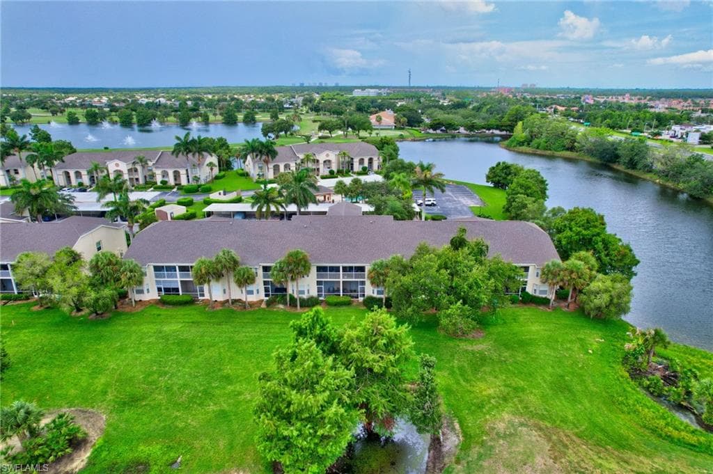 21301 Lancaster RUN 821 ESTERO, FL 33928