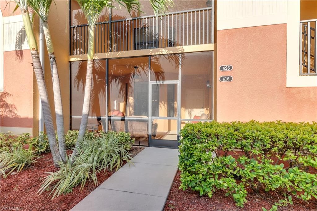 13751 Julias WAY 416 FORT MYERS, FL 33919