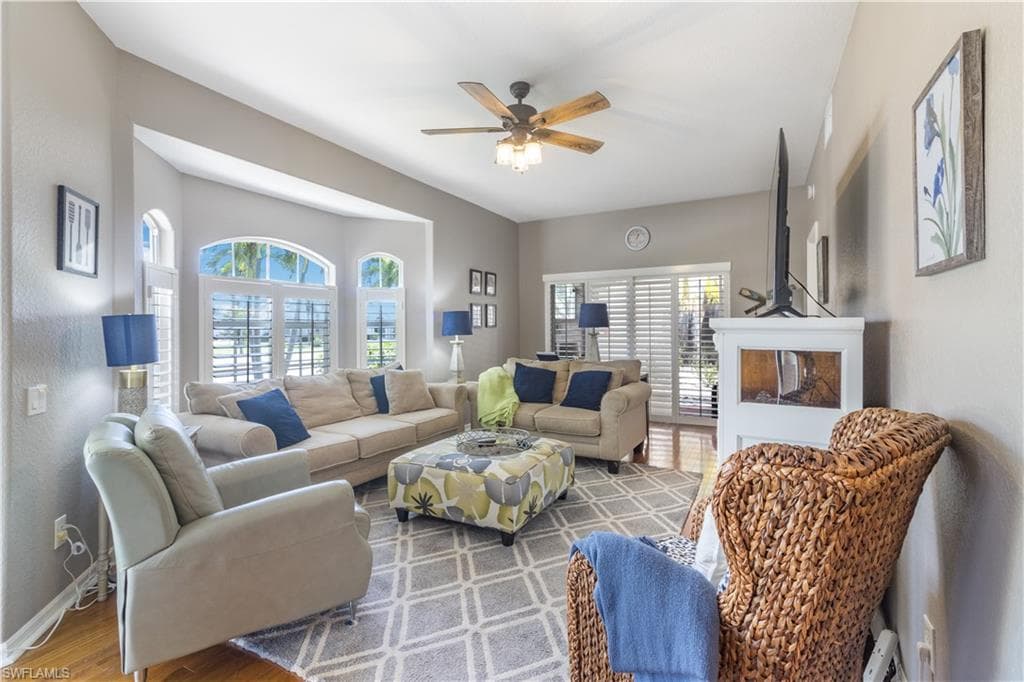 5406 Chiquita BLVD S 101 CAPE CORAL, FL 33914