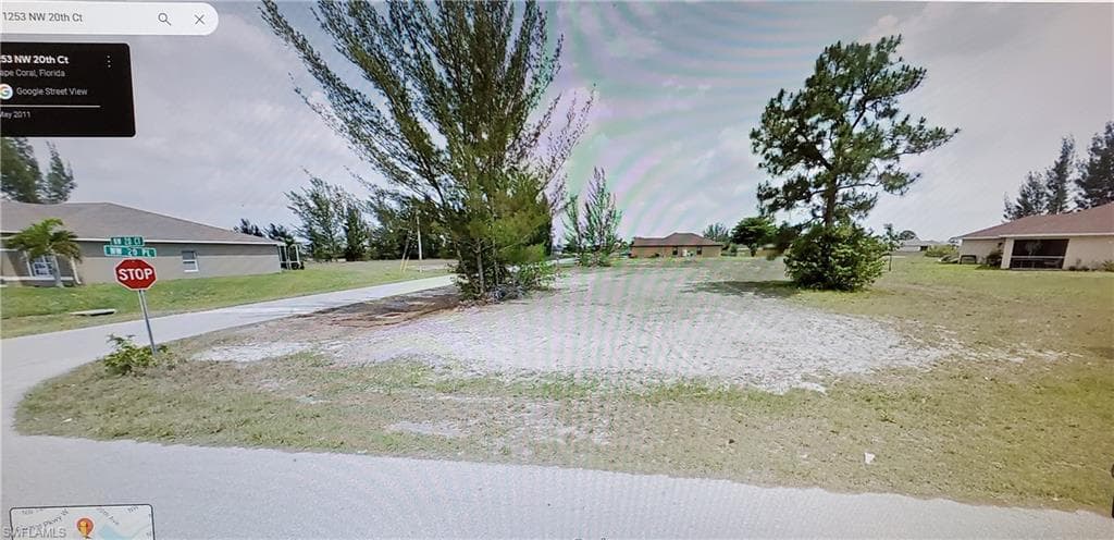 1253 NW 20th CT CAPE CORAL, FL 33993