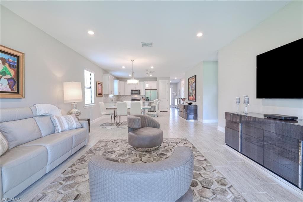 3936 Black Eagle LN FORT MYERS, FL 33966