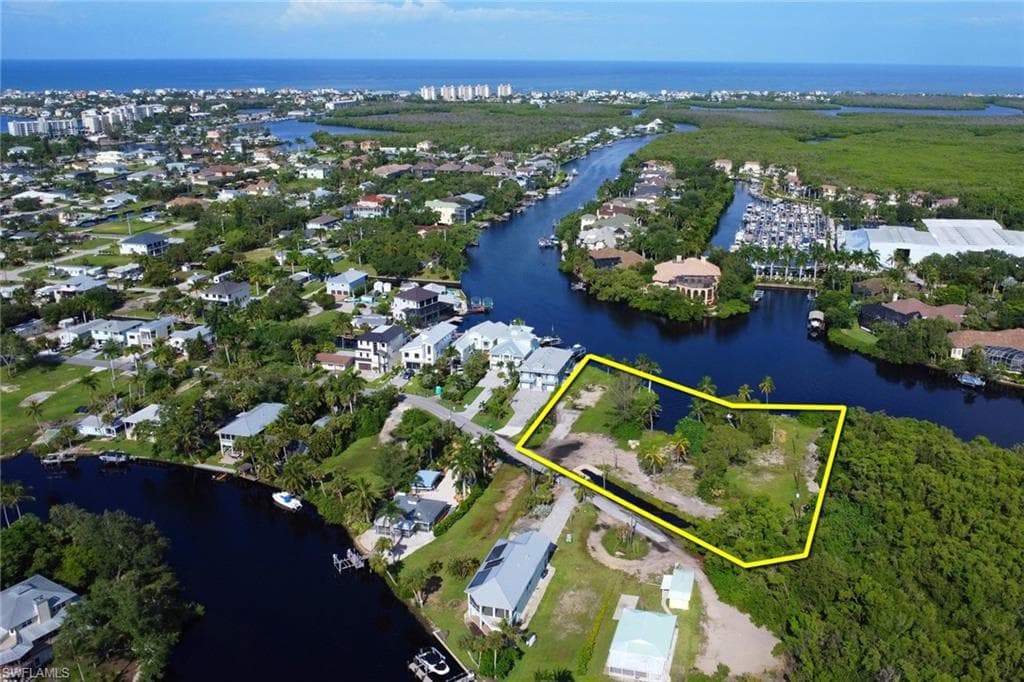 27495 Big Bend RD BONITA SPRINGS, FL 34134