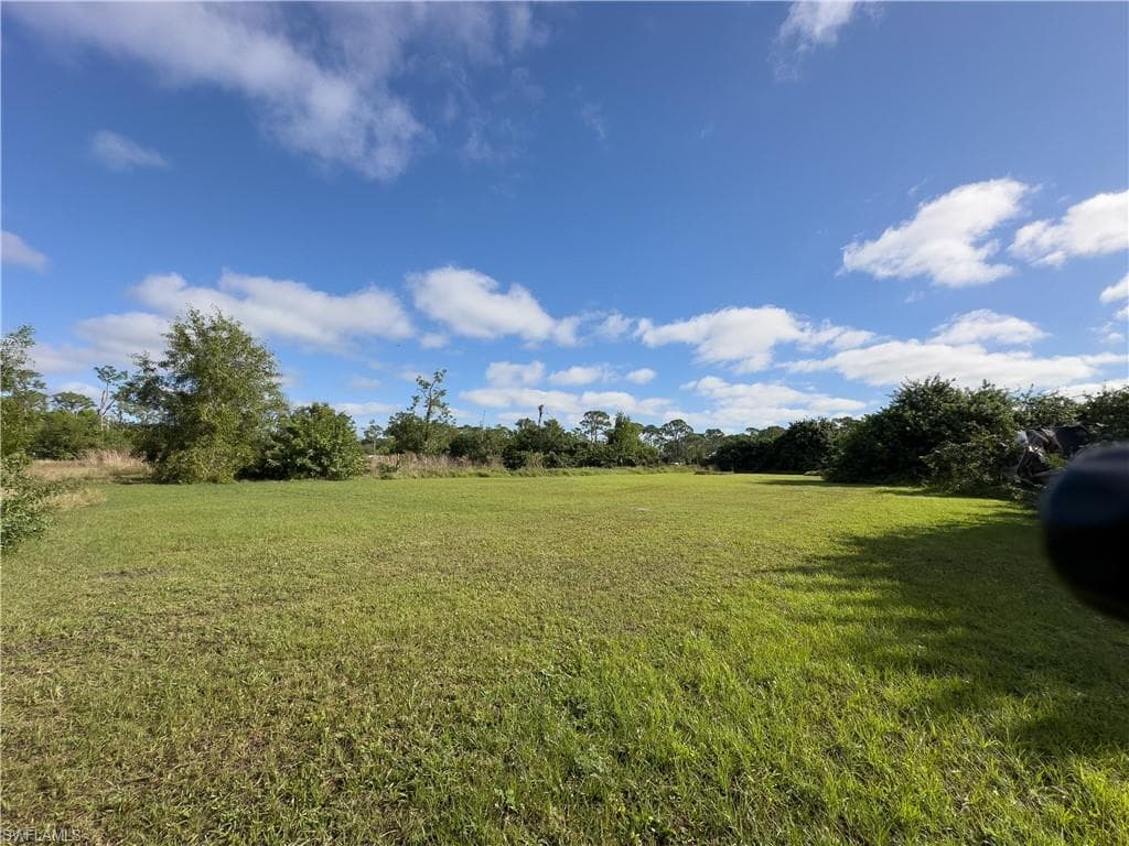 19281 Mabel LN NORTH FORT MYERS, FL 33917