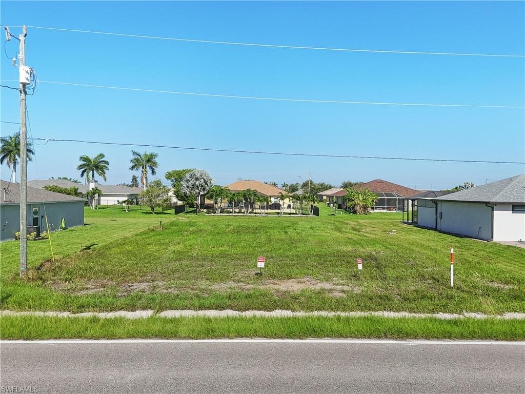 312 El Dorado BLVD S CAPE CORAL, FL 33991