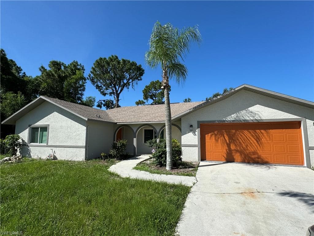 5015 Lee BLVD LEHIGH ACRES, FL 33971