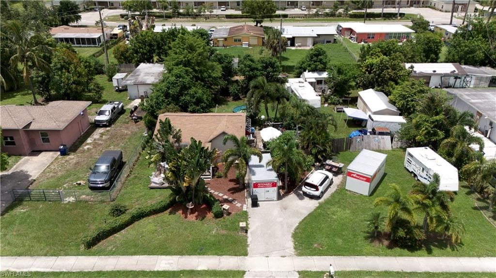 2105 Carrell RD FORT MYERS, FL 33901