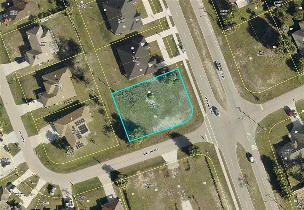 610 Skyline BLVD CAPE CORAL, FL 33991