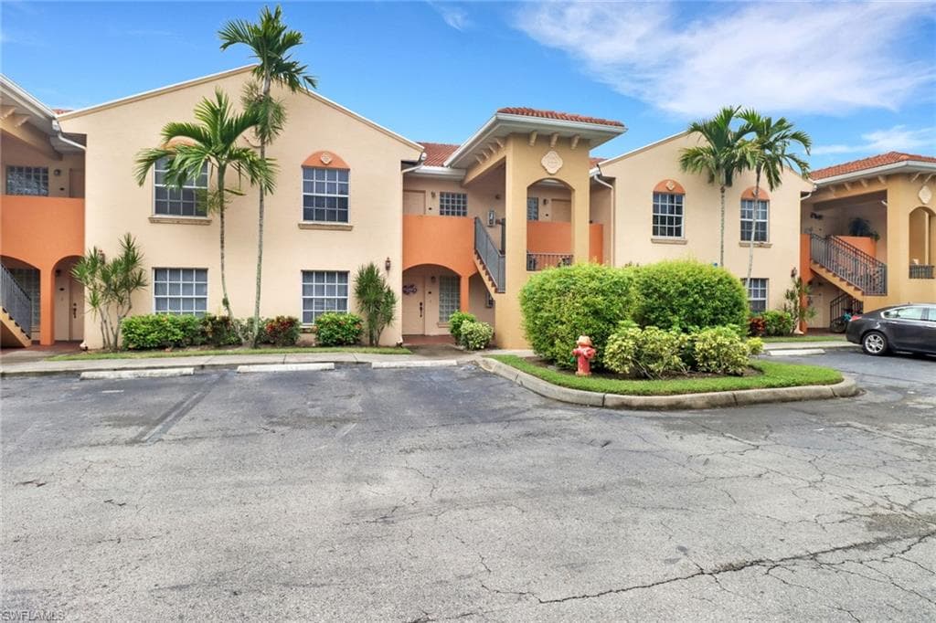 4160 Castilla CIR 203 FORT MYERS, FL 33916