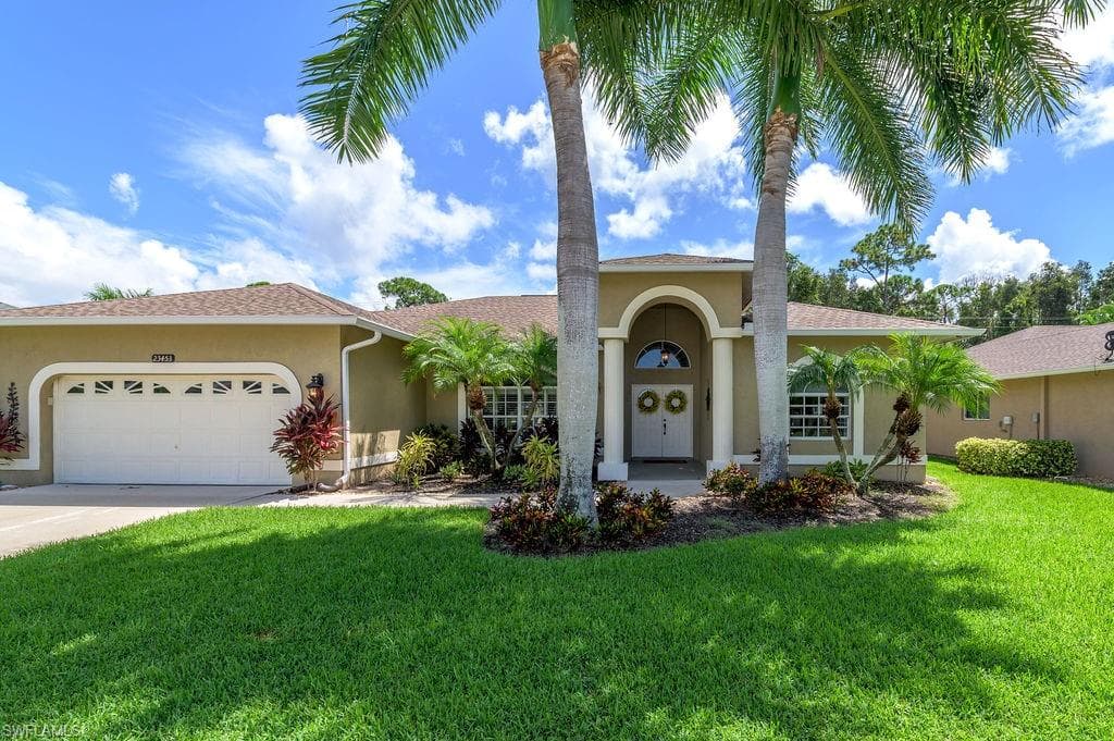 23453 Olde Meadowbrook CIR ESTERO, FL 34134