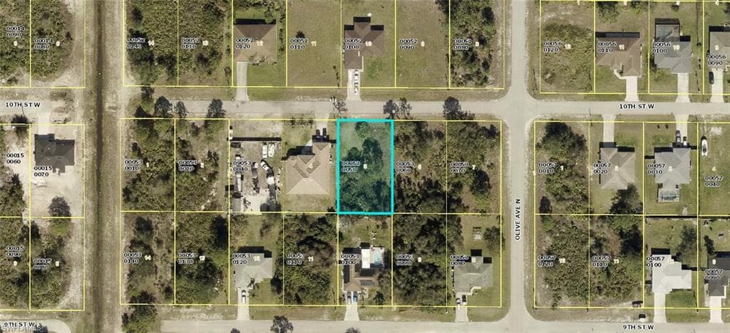 3205 10th ST W LEHIGH ACRES, FL 33971