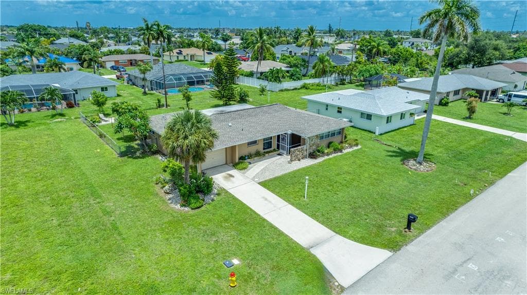 1313 SE 40th ST CAPE CORAL, FL 33904