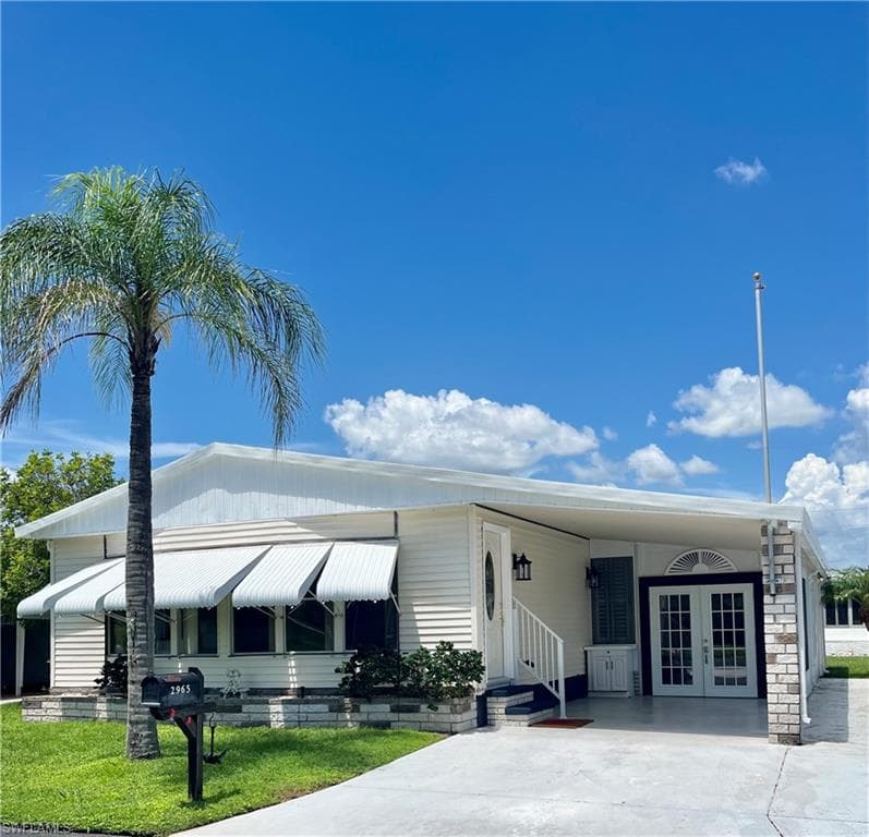 2965 Longview LN NORTH FORT MYERS, FL 33917
