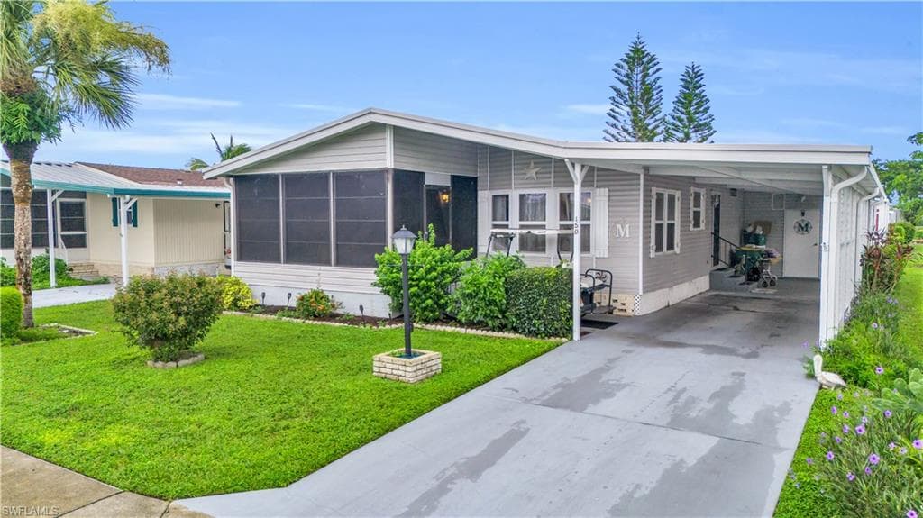 150 Seven Seas WAY 150 NAPLES, FL 34104