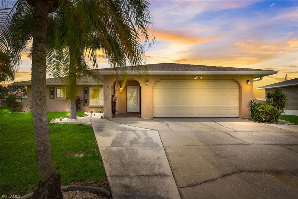 187 Forrest AVE NW PORT CHARLOTTE, FL 33952