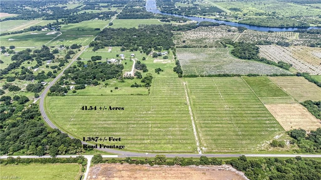 5871 County Rd 78 LABELLE, FL 33935