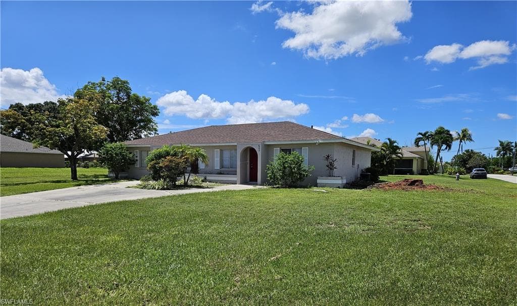 604 SE 13th ST CAPE CORAL, FL 33990