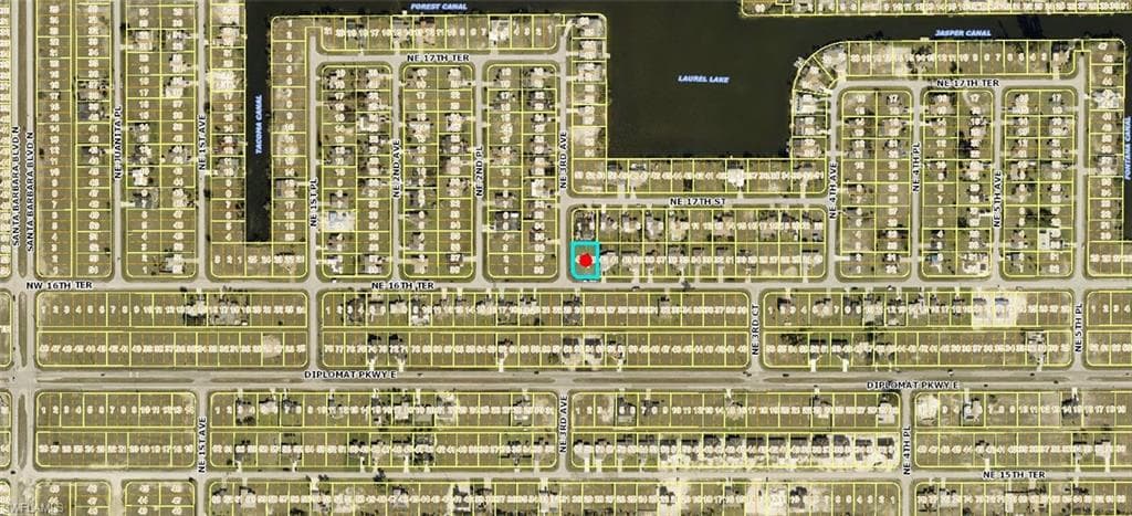 303 NE 16th TER CAPE CORAL, FL 33909