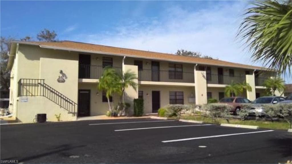 642 SE 13th PL 8 CAPE CORAL, FL 33990