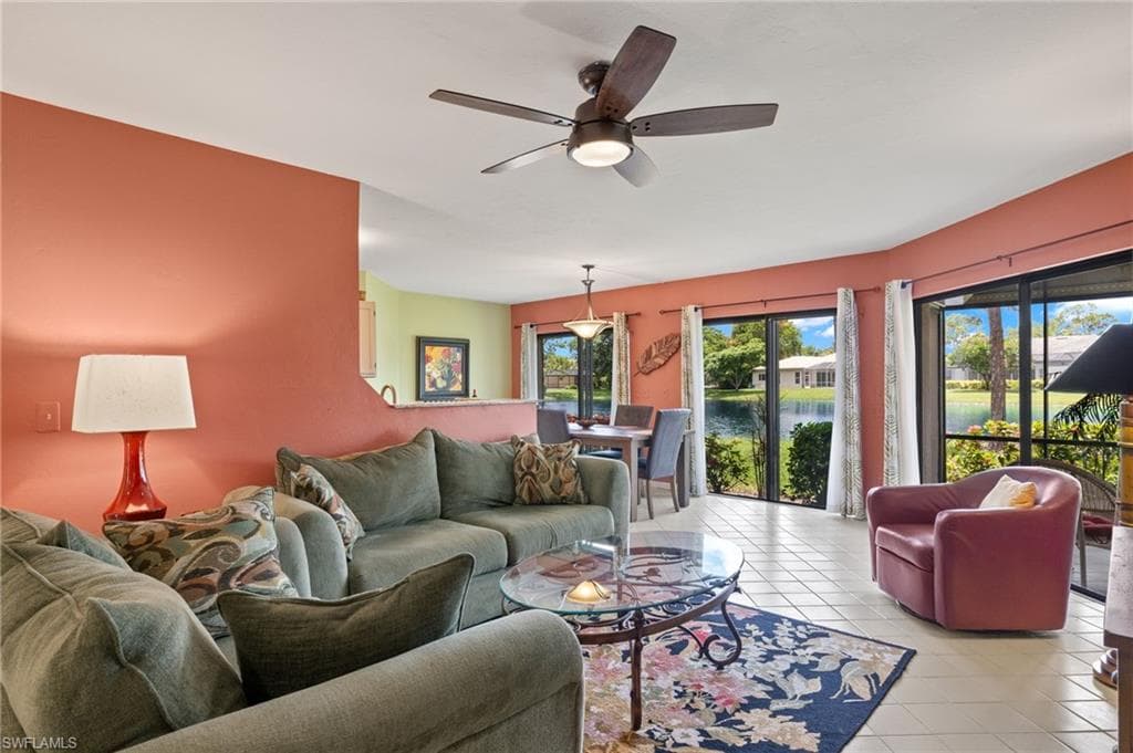 46 Bennington DR 7 NAPLES, FL 34104