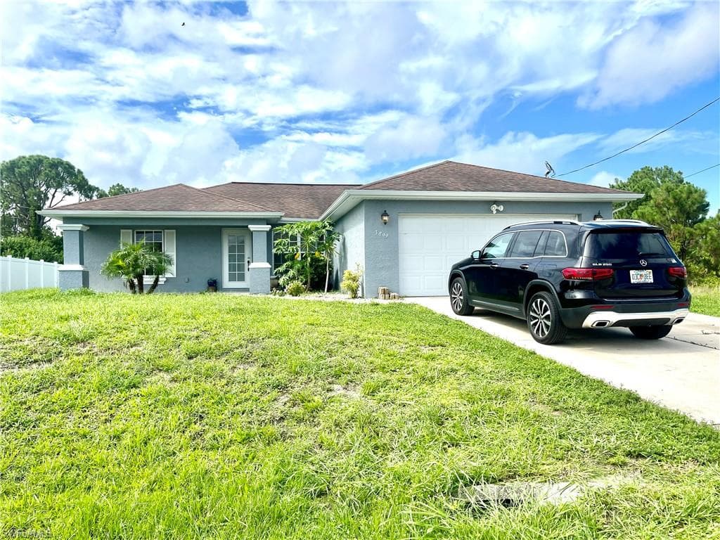 3809 35th ST SW LEHIGH ACRES, FL 33976