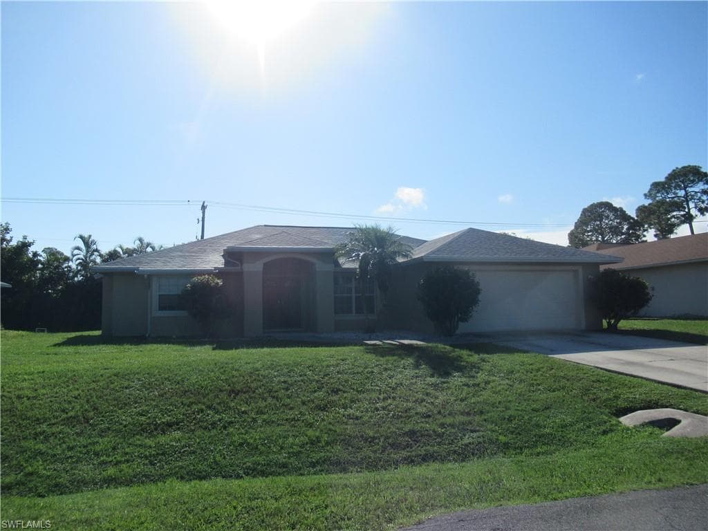 9299 Crocus CT FORT MYERS, FL 33967