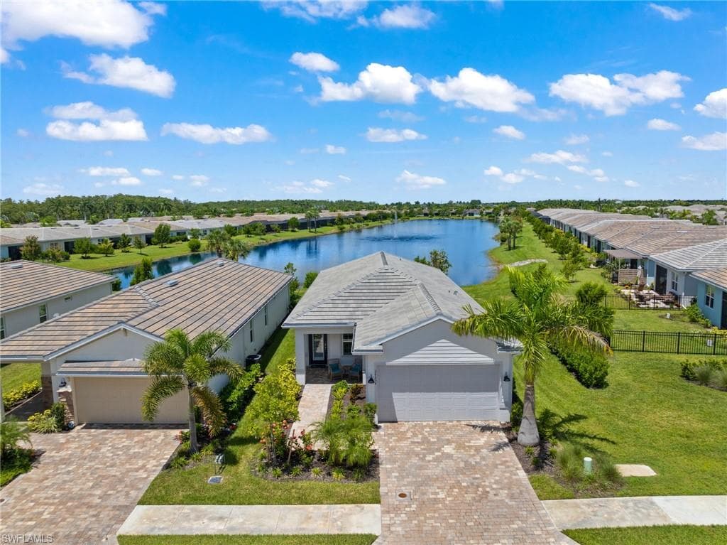 28238 Captiva Shell LOOP BONITA SPRINGS, FL 34135