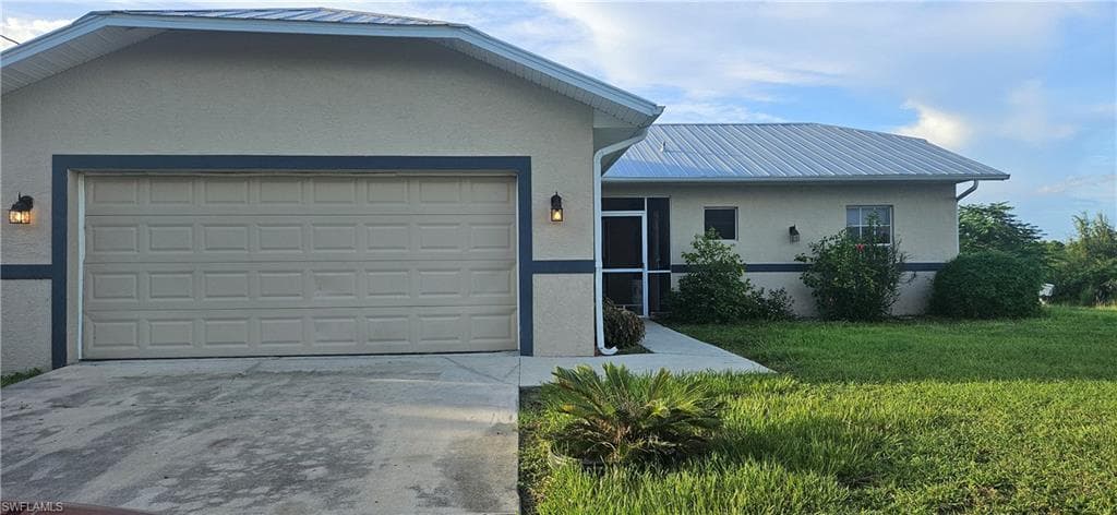 1111 Estate ST E LEHIGH ACRES, FL 33974