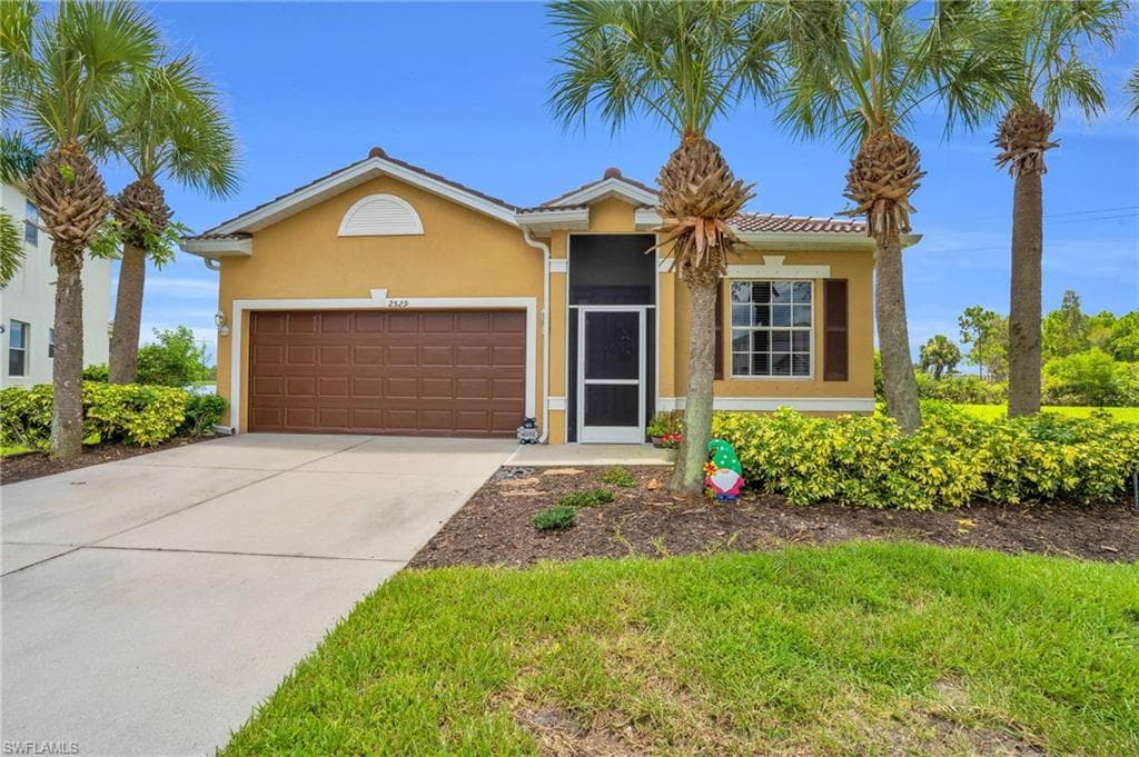2529 Deerfield Lake CT CAPE CORAL, FL 33909