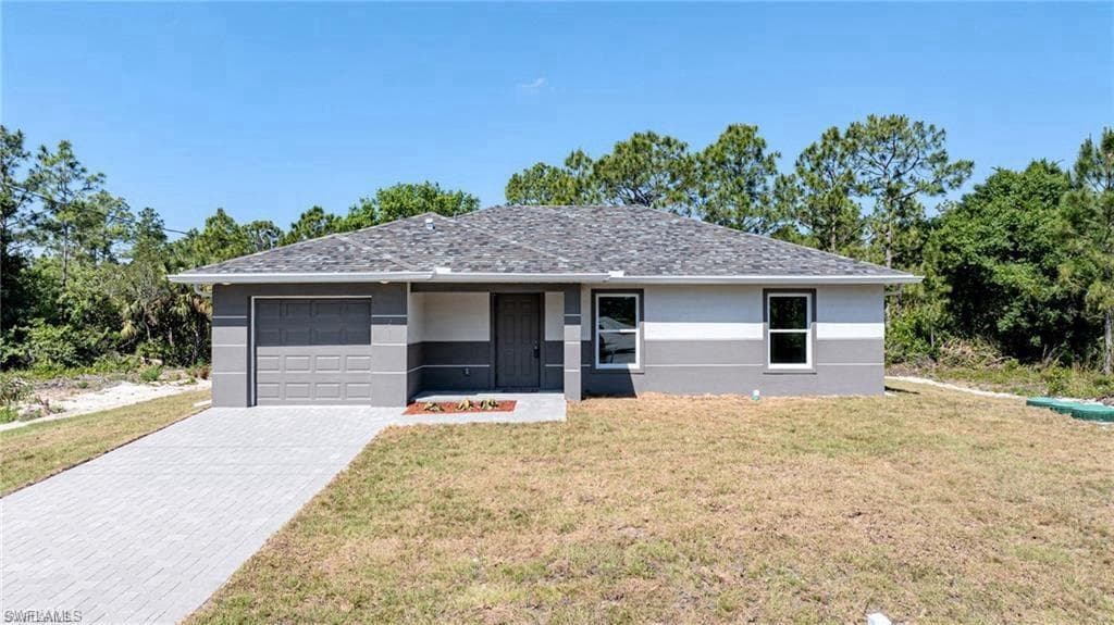 2909 15th ST SW LEHIGH ACRES, FL 33976
