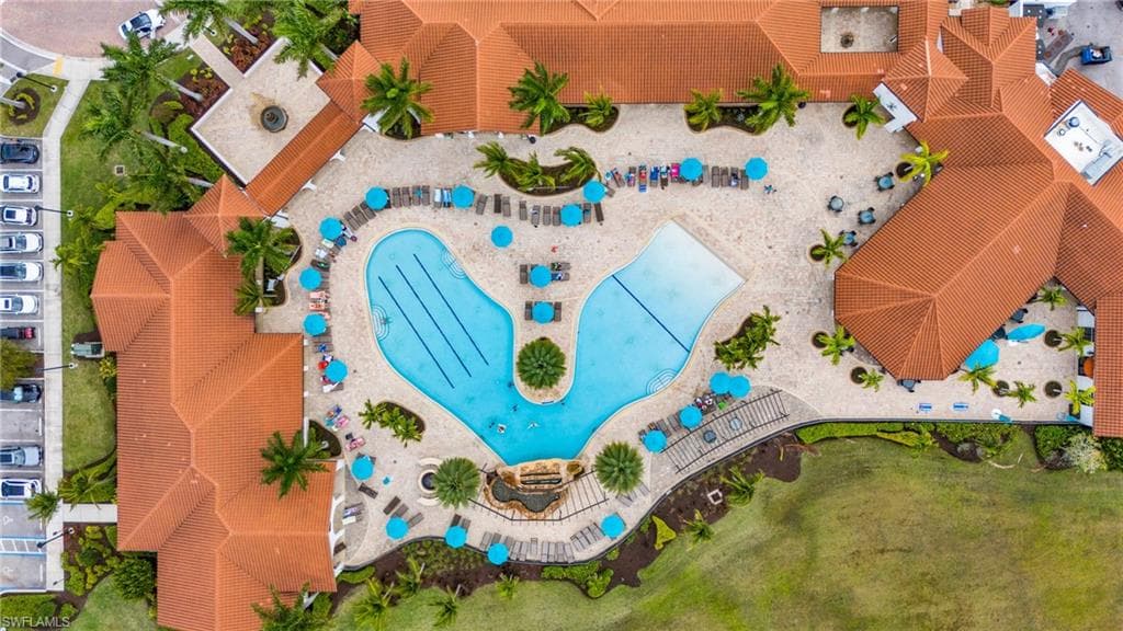 11546 Onyx CIR FORT MYERS, FL 33913