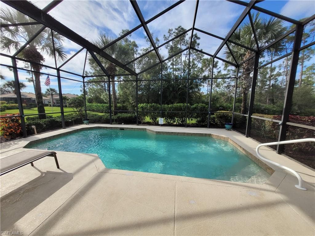 10630 Camarelle CIR FORT MYERS, FL 33913