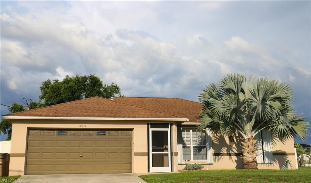 3825 SW 11th AVE CAPE CORAL, FL 33914