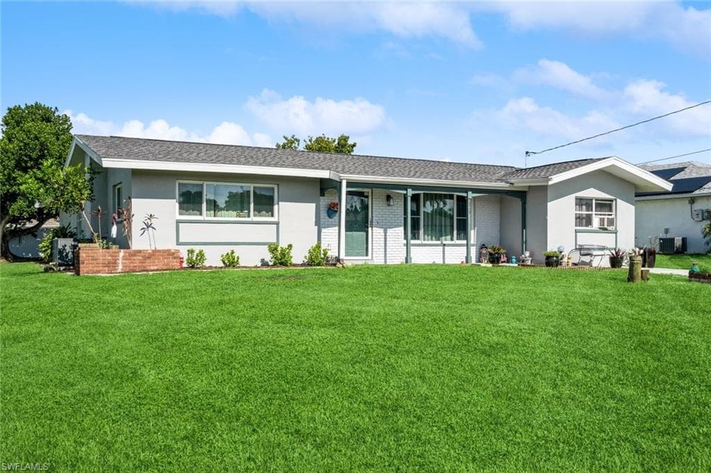 3926 SE 10th PL CAPE CORAL, FL 33904
