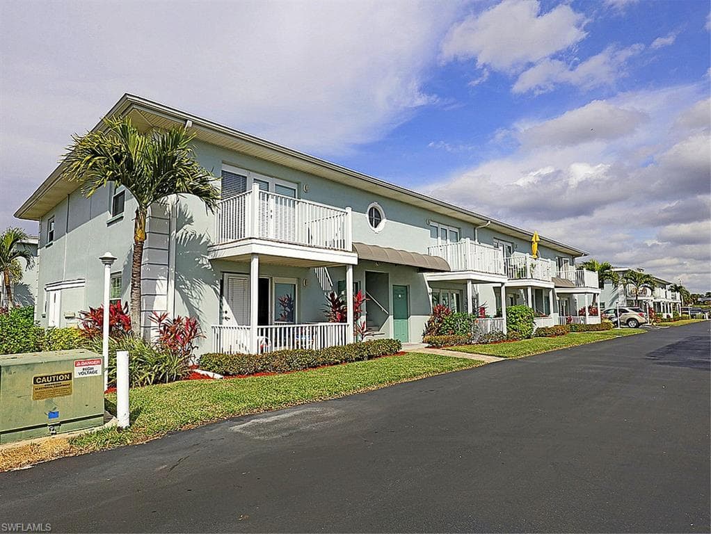 3336 N Key DR 8 NORTH FORT MYERS, FL 33903
