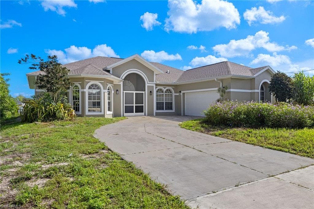 3206 42nd ST SW LEHIGH ACRES, FL 33976