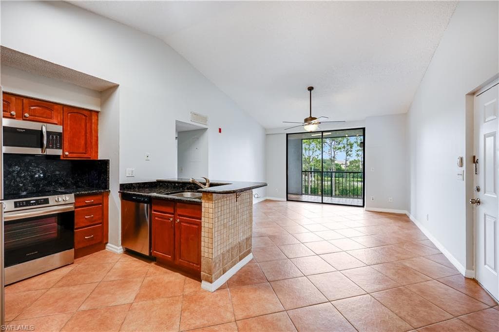 13545 Eagle Ridge DR 834 FORT MYERS, FL 33912