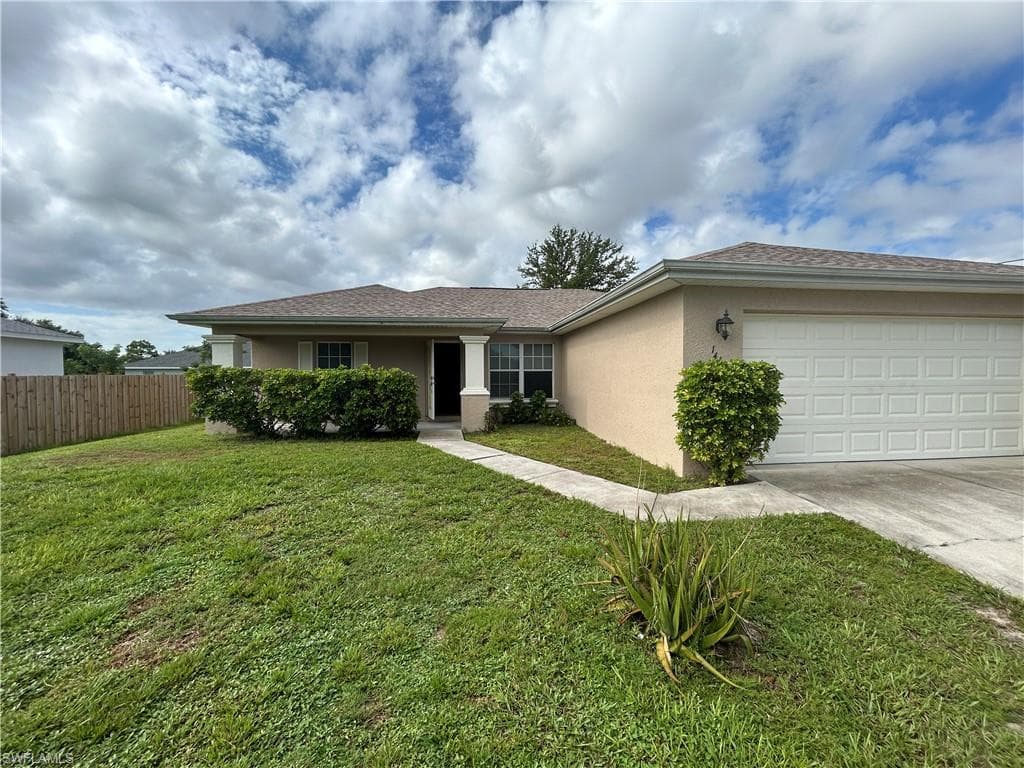1414 NE 33rd TER CAPE CORAL, FL 33909