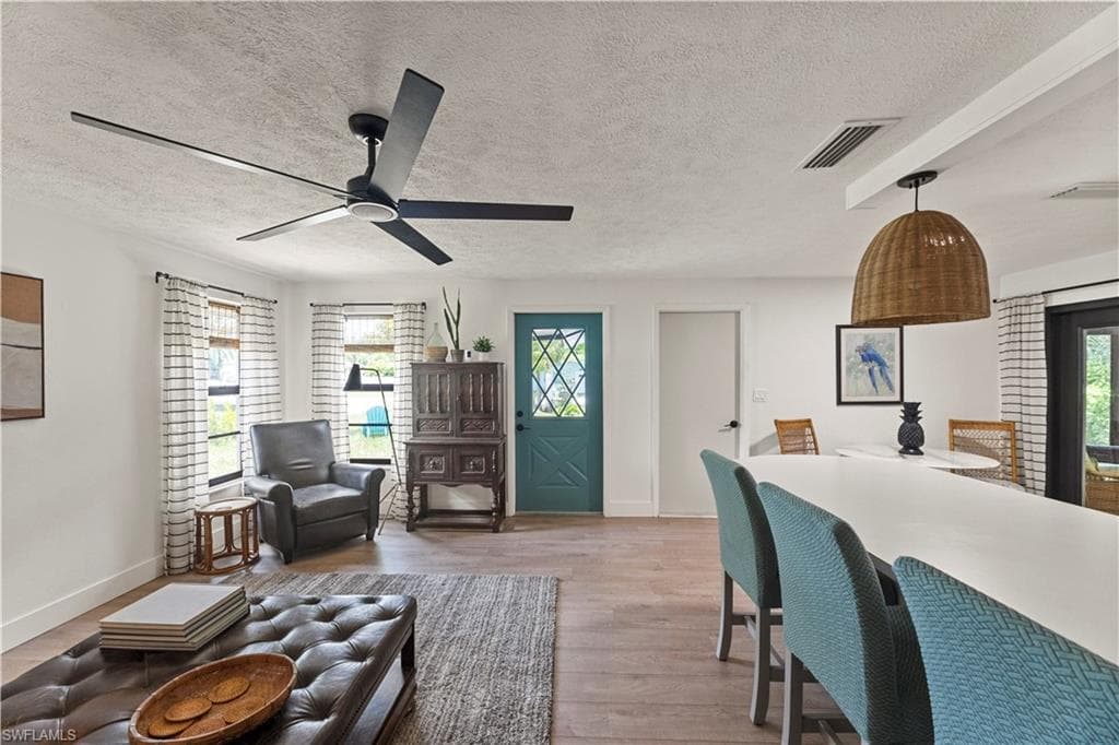 1210 Patterson RD CAPE CORAL, FL 33909