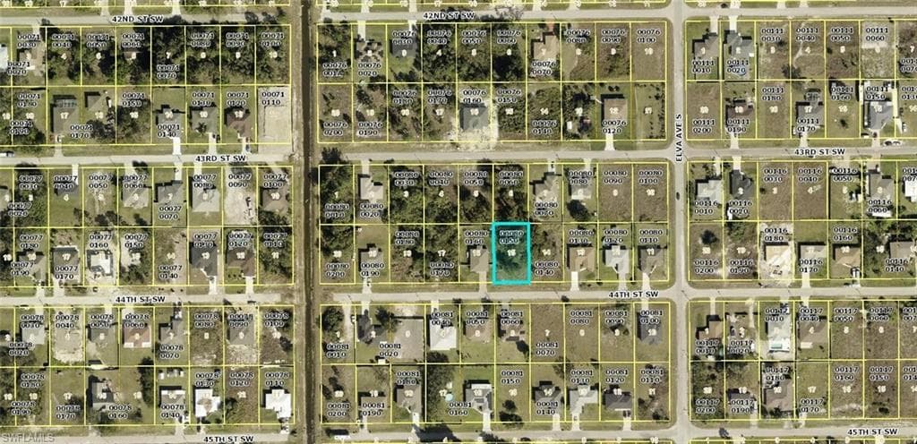 2708 44th ST SW LEHIGH ACRES, FL 33976