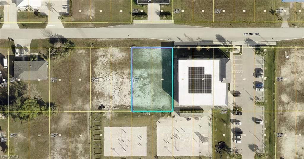 332 SW 2nd TER CAPE CORAL, FL 33991